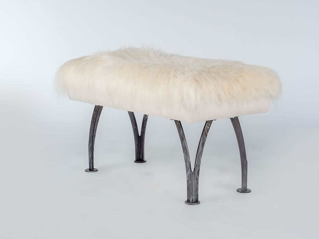 32″ Split Leg Bench (Icelandic Fur)